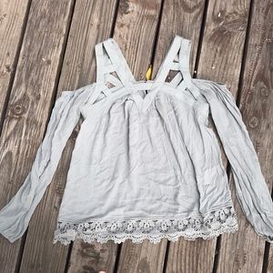 Cold shoulder lace top